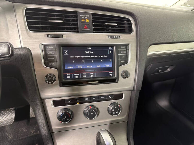 2016 Volkswagen Golf