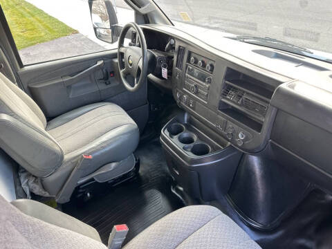 2017 Chevrolet Express 3500