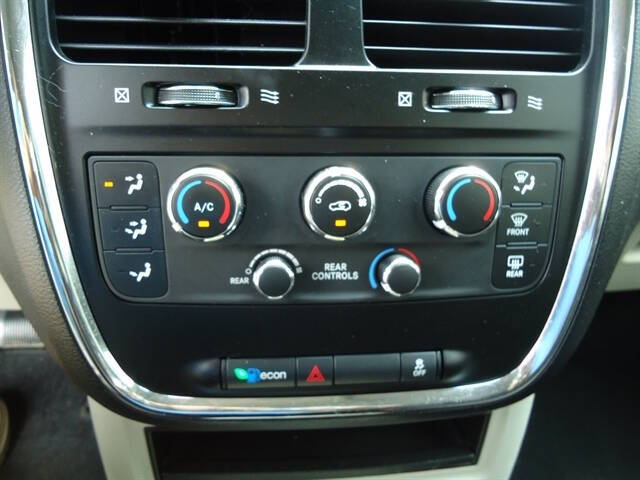 2013 Dodge Grand Caravan SE