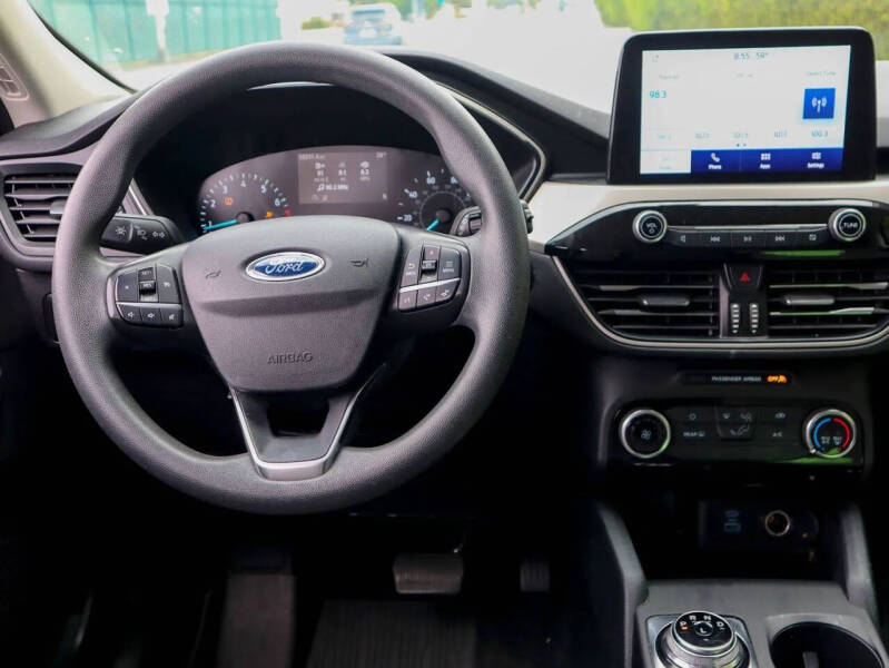 2021 Ford Escape SE
