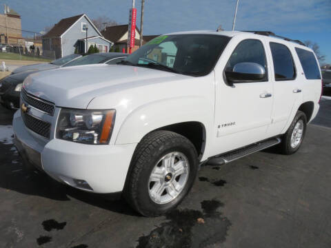 2007 Chevrolet Tahoe for sale at Bells Auto Sales in Hammond IN