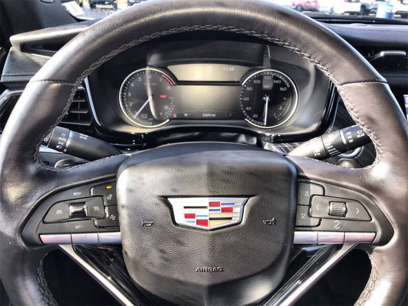 2025 Cadillac XT6 Premium Luxury