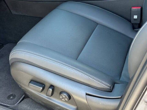 2025 VinFast VF8 Plus