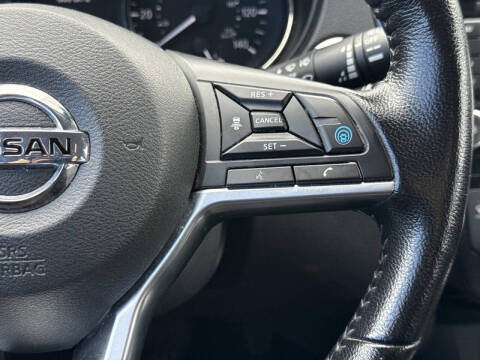 2022 Nissan Rogue Sport SV