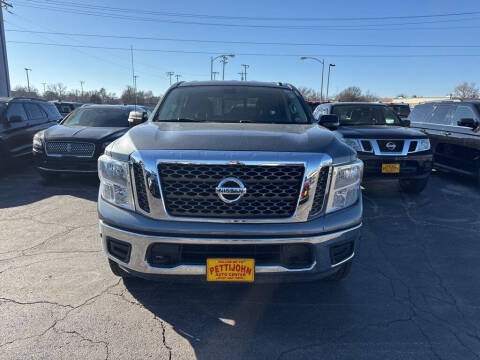 2018 Nissan Titan SV