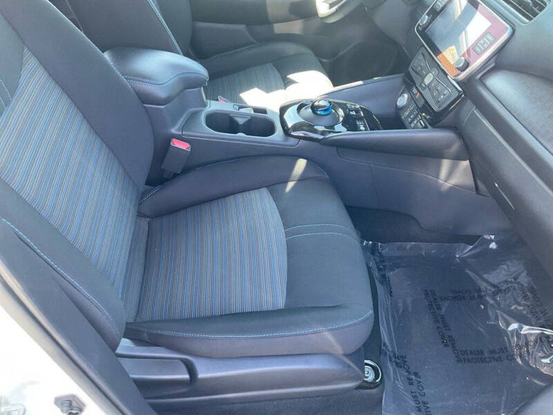 2023 Nissan LEAF SV PLUS