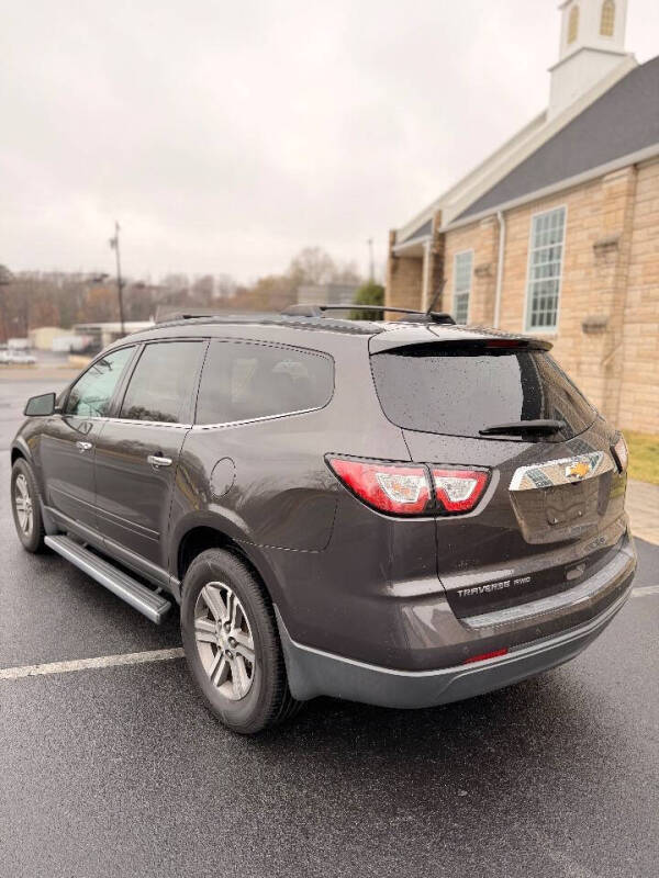 2017 Chevrolet Traverse LT