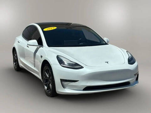 2019 Tesla Model 3 Standard Range Plus
