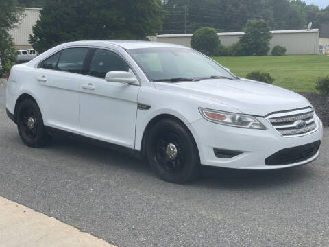 2017 Ford Taurus for sale at ECONO AUTO INC in Spotsylvania VA