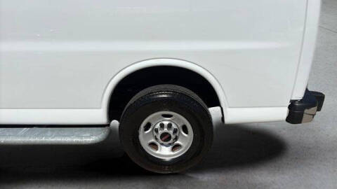 2024 GMC Savana 2500