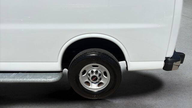 2024 GMC Savana 2500