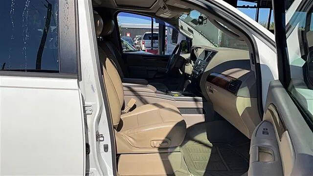 2011 Nissan Armada Platinum