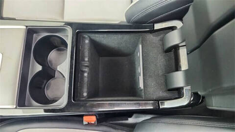 2024 Land Rover Range Rover Velar P250 Dynamic SE