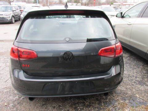 2017 Volkswagen Golf GTI S