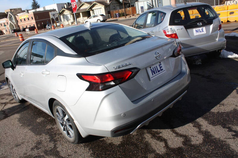 2020 Nissan Versa SV