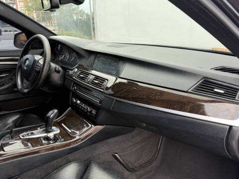 2012 BMW 5 Series 535i