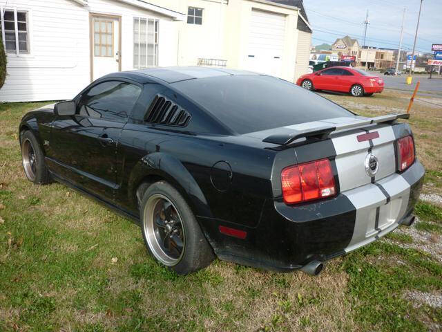 2006 Ford Mustang GT Deluxe