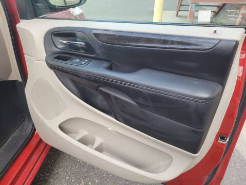 2012 Dodge Grand Caravan Crew