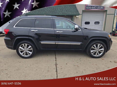 2013 Jeep Grand Cherokee for sale at H & L AUTO SALES LLC in Wyoming MI