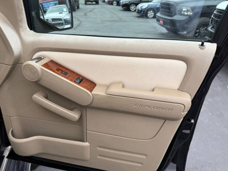 2007 Ford Explorer Eddie Bauer