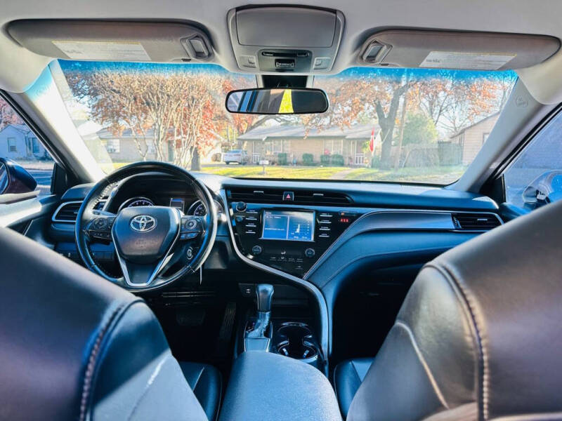 2019 Toyota Camry SE