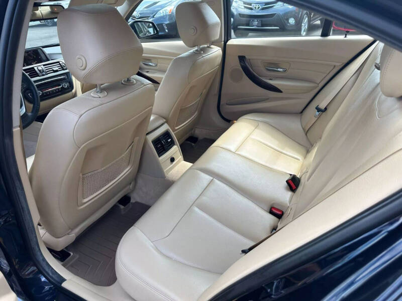 2015 BMW 3 Series 328i