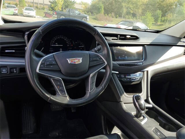 2018 Cadillac XT5 Luxury