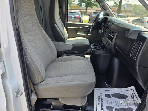 2017 Chevrolet Express 2500