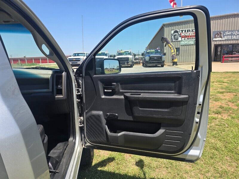2012 RAM 2500 ST