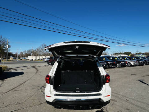 2018 Nissan Pathfinder SL