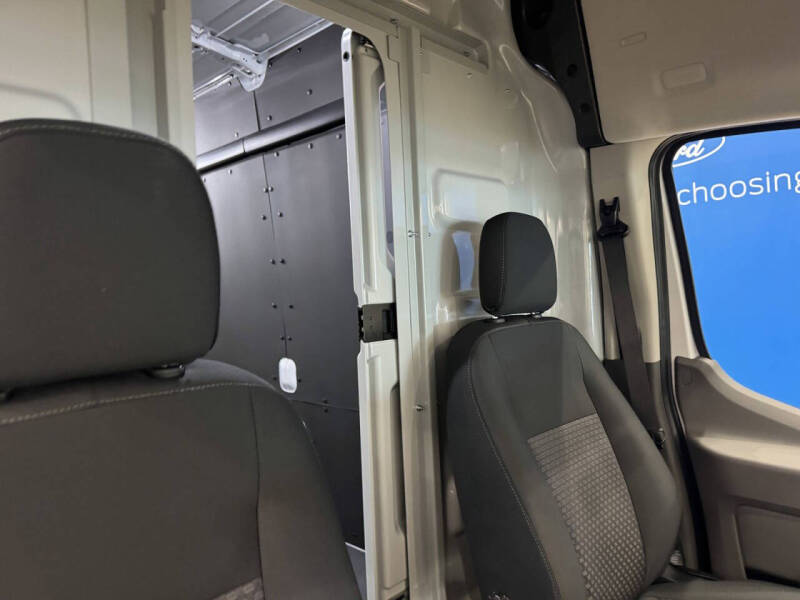 2024 Ford Transit 350