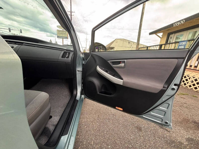 2012 Toyota Prius Three