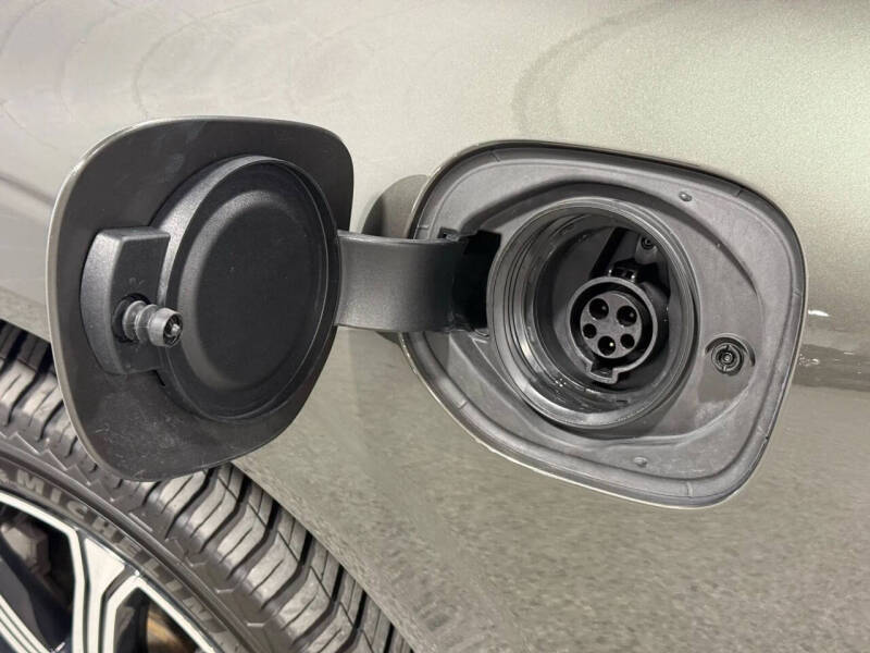 2021 Volvo XC60 Recharge T8 Inscription