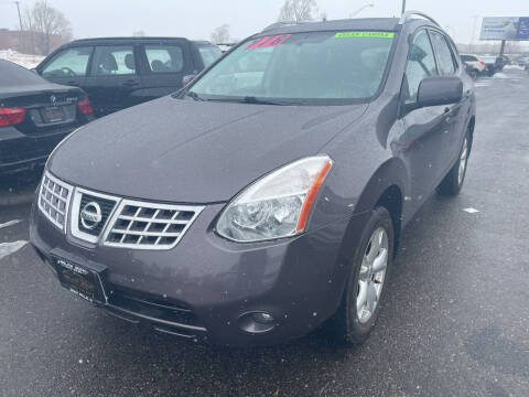 2009 Nissan Rogue for sale at BELOW BOOK AUTO SALES in Idaho Falls ID