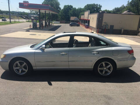 2006 Hyundai Azera for sale at JJ's Auto Sales in Kansas City MO