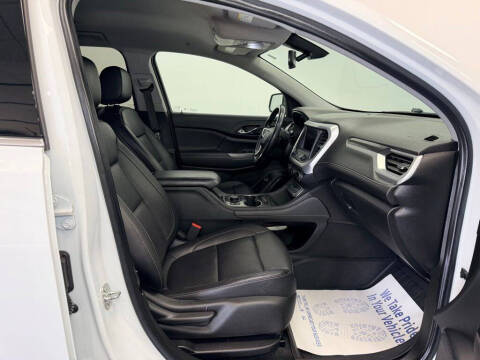 2020 GMC Acadia SLT