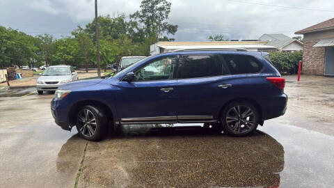 2017 Nissan Pathfinder Platinum