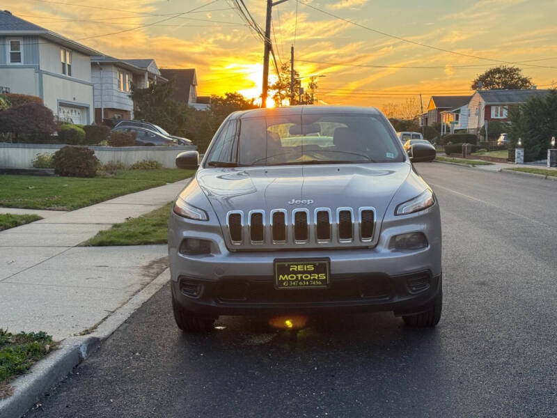 2015 Jeep Cherokee Sport