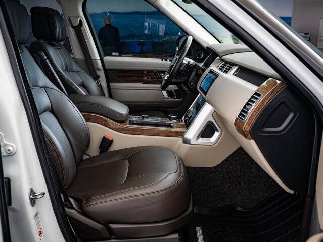 2021 Land Rover Range Rover P525 HSE Westminster Edition