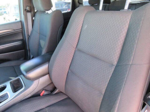 2019 Jeep Grand Cherokee Laredo E