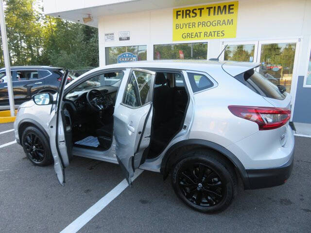 2022 Nissan Rogue Sport S