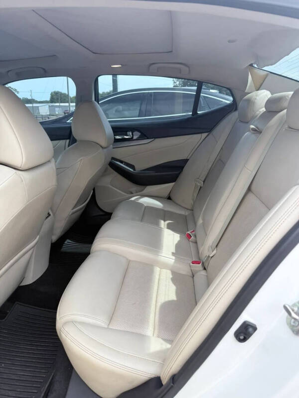 2017 Nissan Maxima