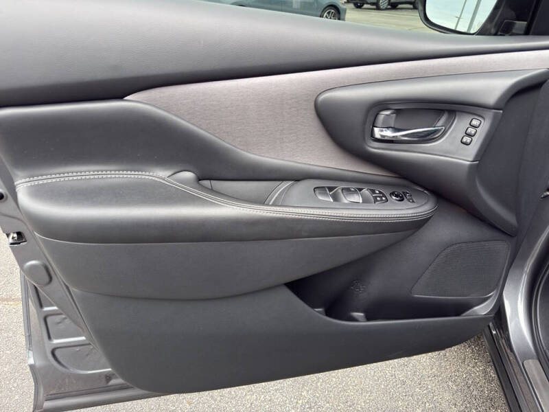 2023 Nissan Murano SL