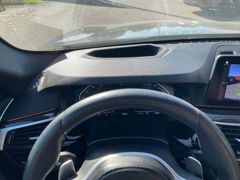 2022 BMW 5 Series 530e