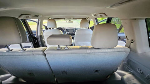 2016 Toyota Highlander LE Plus