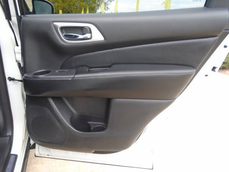 2013 Nissan Pathfinder SL