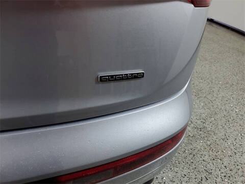 2019 Audi Q5 quattro Prestige 45 TFSI