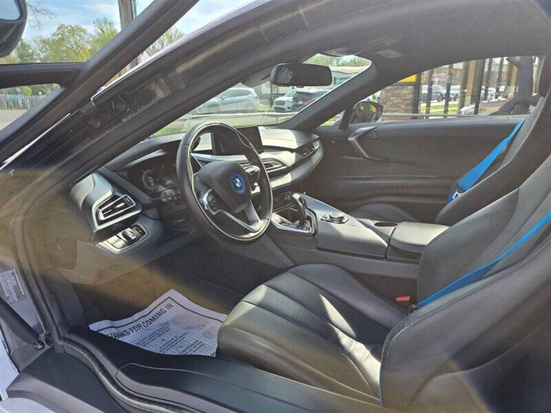 2016 BMW i8