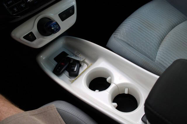 2016 Toyota Prius Three