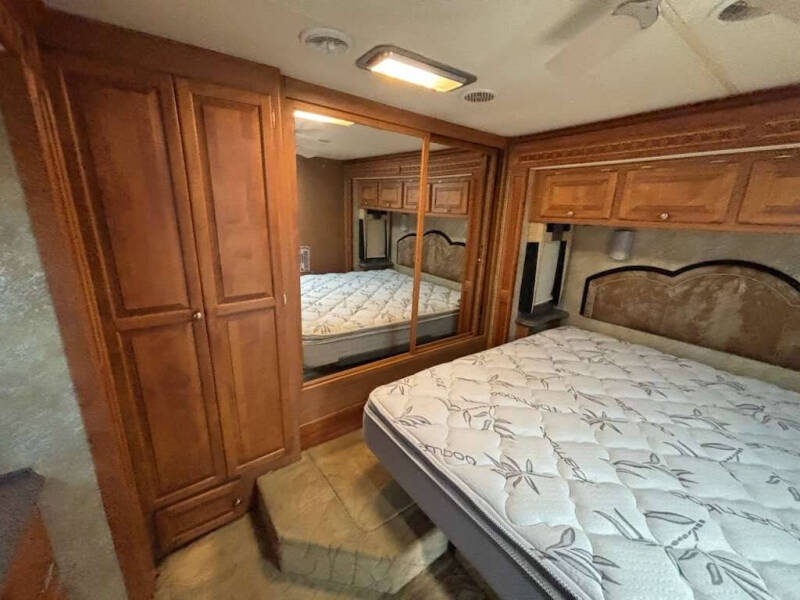 2008 Freightliner XC RAISED RAIL